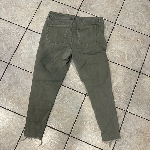 Lane Bryant Women's Green Jeans size 14 - Picture 2 of 5